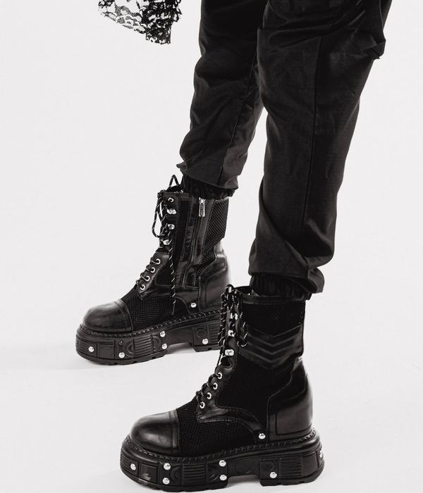 High-end fashion boutique Instagram